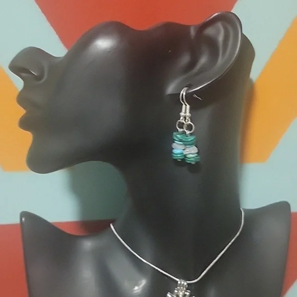 New Handmade Earrings With Crystal Quartz Stone And Assorted Beads Nickel Free - Picture 4 of 4